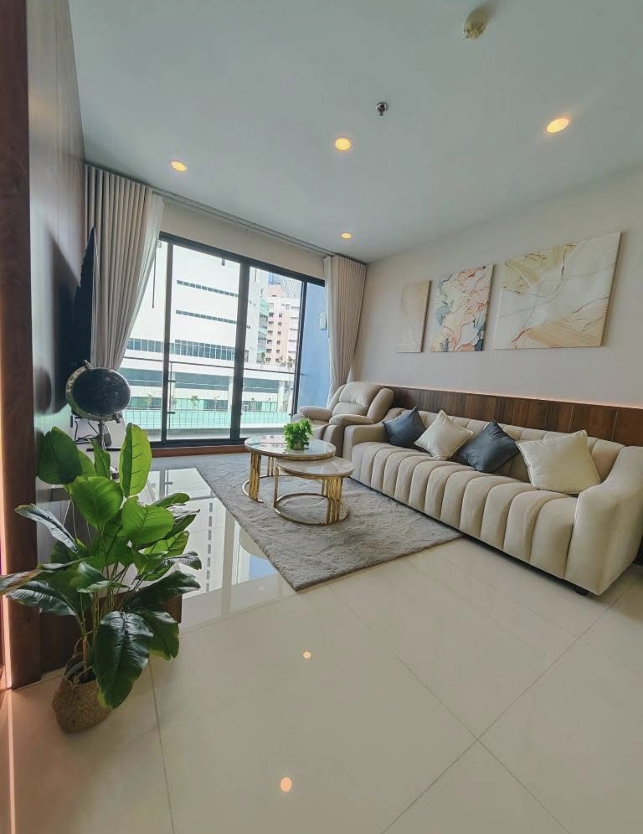 Supalai Premier Charoen Nakorn - Image 1